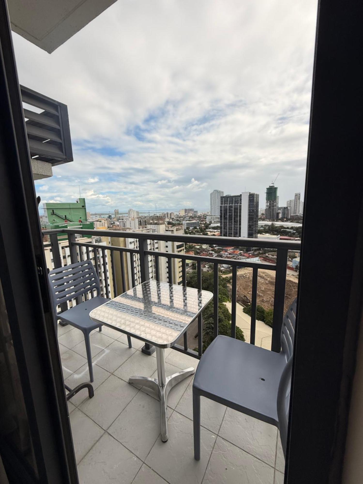 Arlowes At 20F Grand Residences סבו מראה חיצוני תמונה